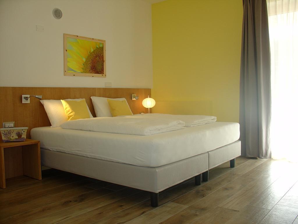 Agriturismo Girasole Fai della Paganella Pokoj fotografie